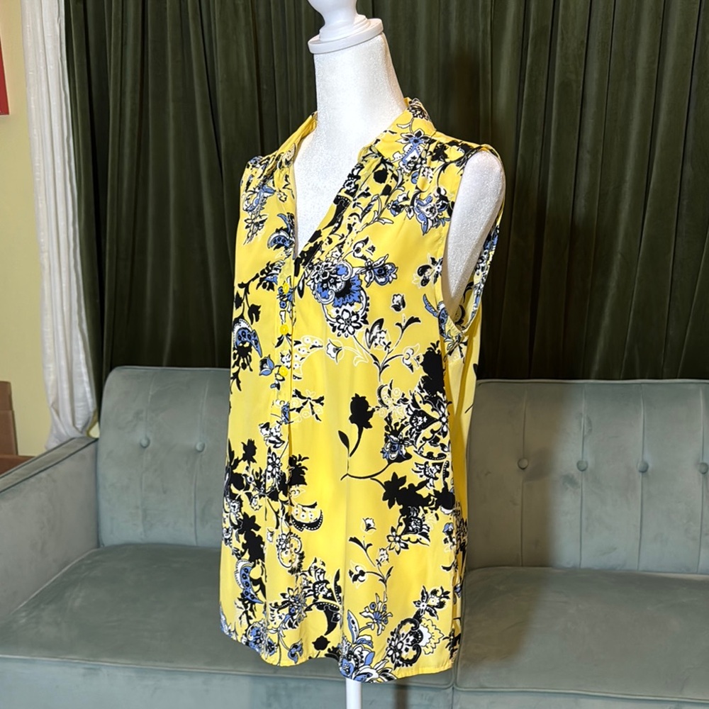 Dana Buchman Vibrant Floral Button Down Shirt Notched Collar Sleeveless - Picture 4 of 5